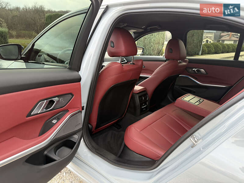 Седан BMW 3 Series 2024 в Днепре
