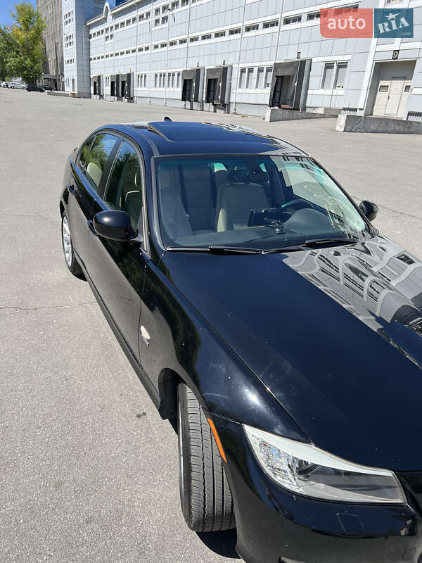 Седан BMW 3 Series 2011 в Днепре