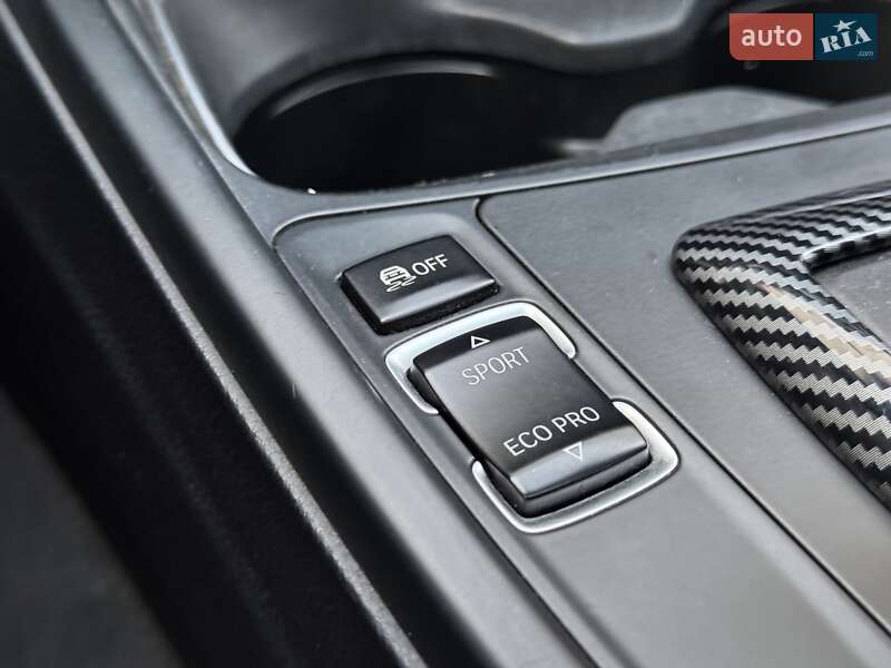 Седан BMW 3 Series 2012 в Сарнах