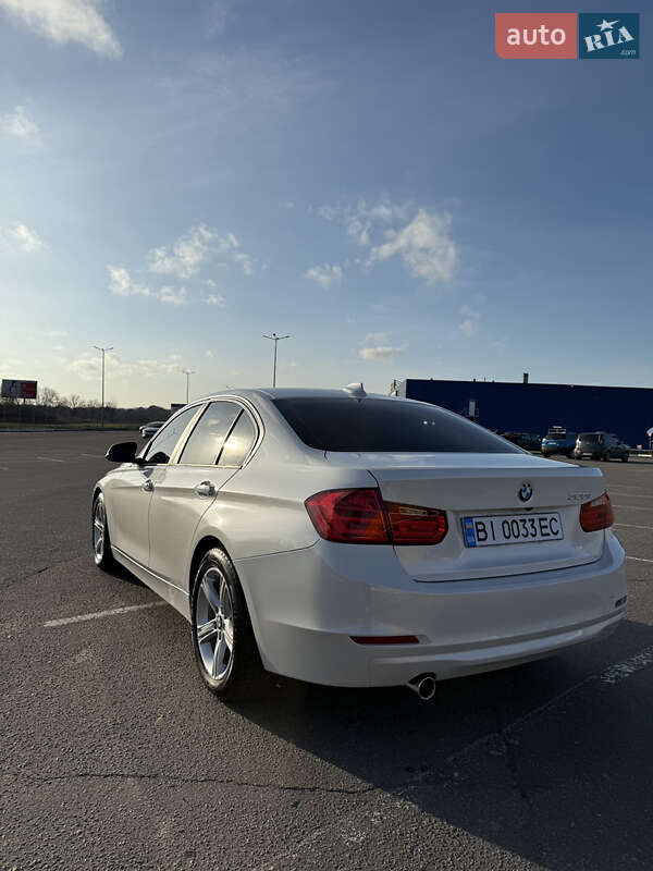 Седан BMW 3 Series 2014 в Полтаве