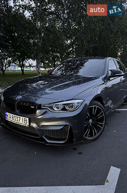 Седан BMW 3 Series 2016 в Києві