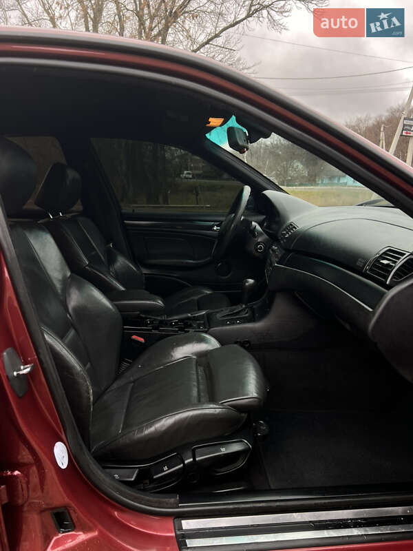 Седан BMW 3 Series 2004 в Сторожинце