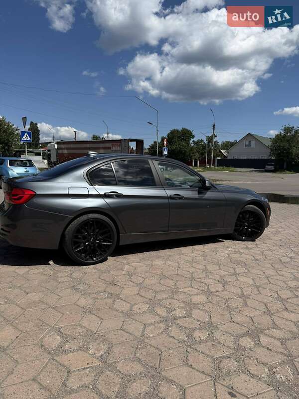 Седан BMW 3 Series 2017 в Черкасах