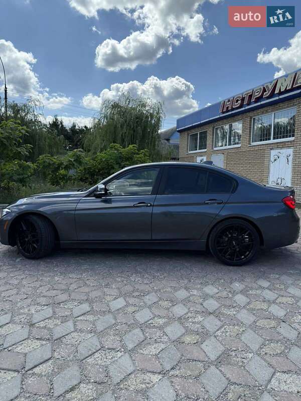 Седан BMW 3 Series 2017 в Черкасах