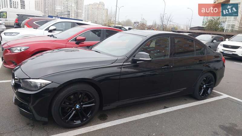 Седан BMW 3 Series 2012 в Киеве