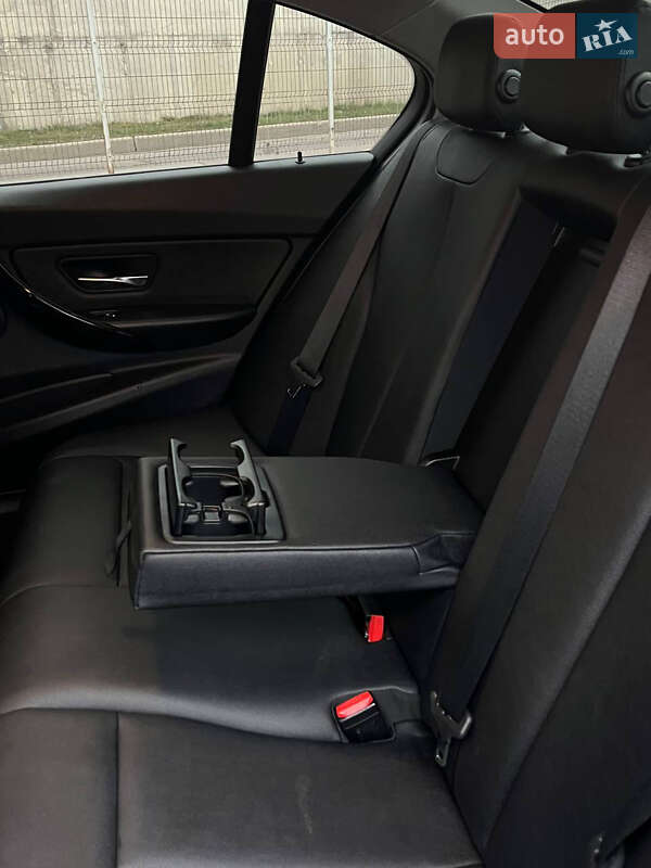 Седан BMW 3 Series 2016 в Виннице фото 6 Седан BMW 3 Series 2016 в Виннице