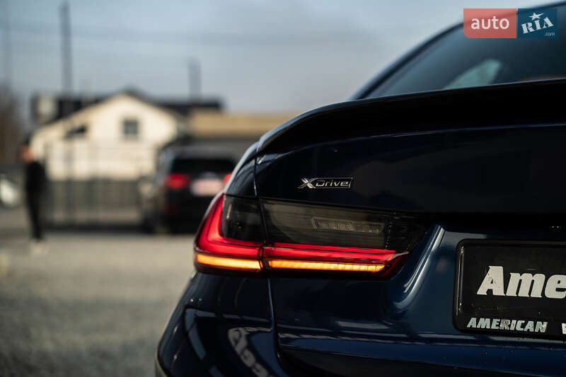 Седан BMW 3 Series 2019 в Черновцах