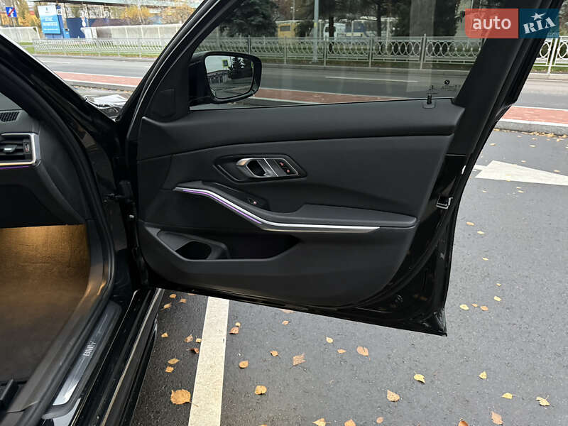 Седан BMW 3 Series 2019 в Киеве фото 19 Седан BMW 3 Series 2019 в Киеве