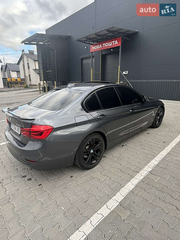 Седан BMW 3 Series 2017 в Виннице