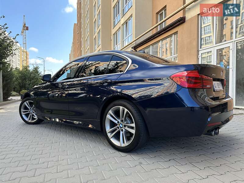 Седан BMW 3 Series 2017 в Киеве