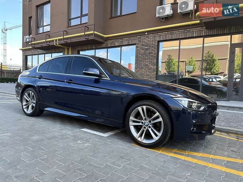 Седан BMW 3 Series 2017 в Киеве
