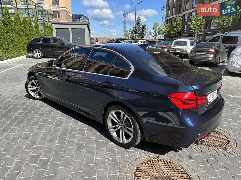 Седан BMW 3 Series 2017 в Киеве