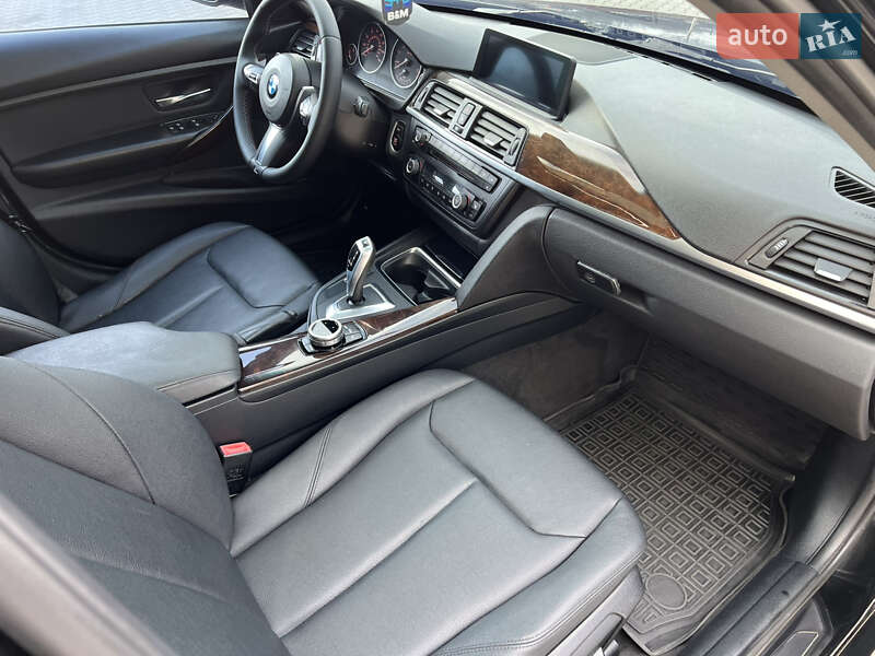 Седан BMW 3 Series 2014 в Хмельницком