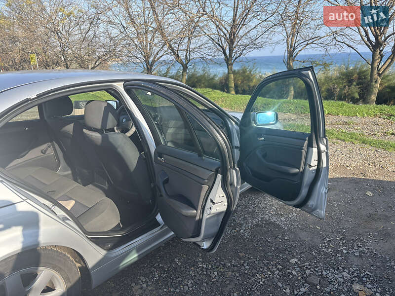 Седан BMW 3 Series 2002 в Одессе