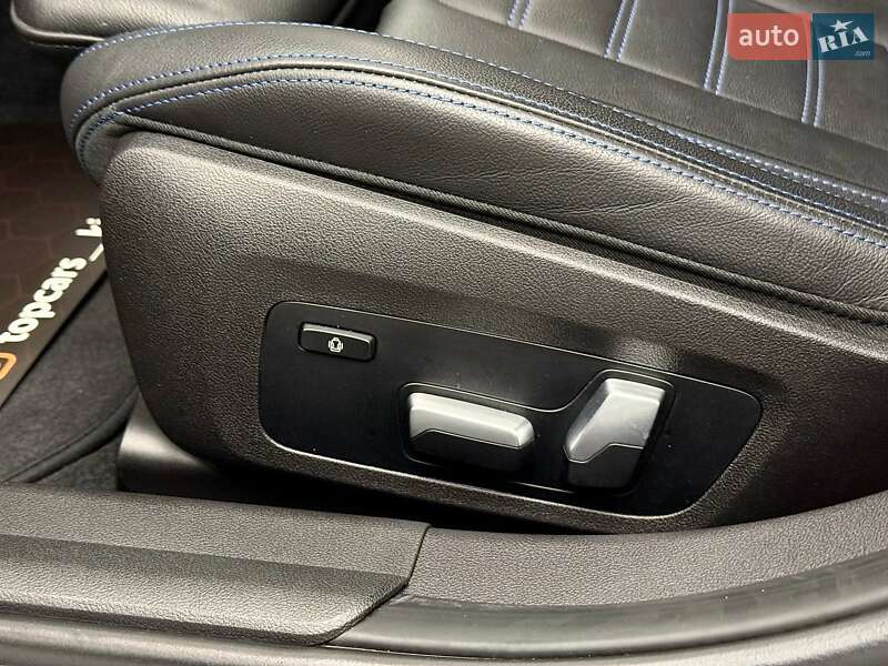 Седан BMW 3 Series 2022 в Киеве