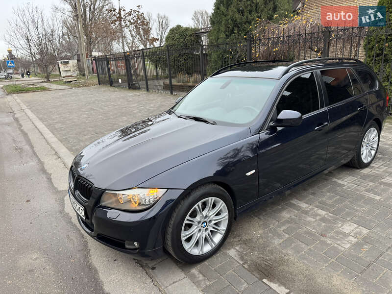 Универсал BMW 3 Series 2010 в Запорожье