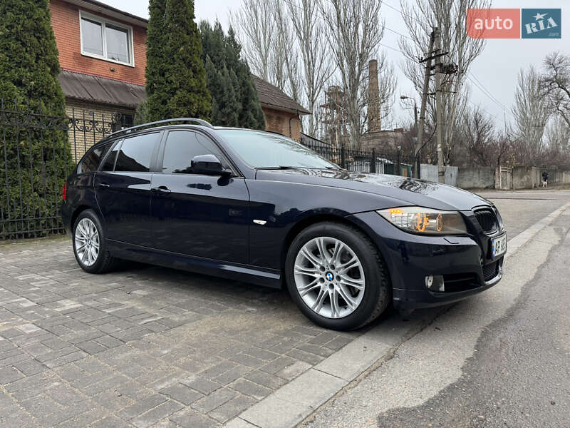 Универсал BMW 3 Series 2010 в Запорожье