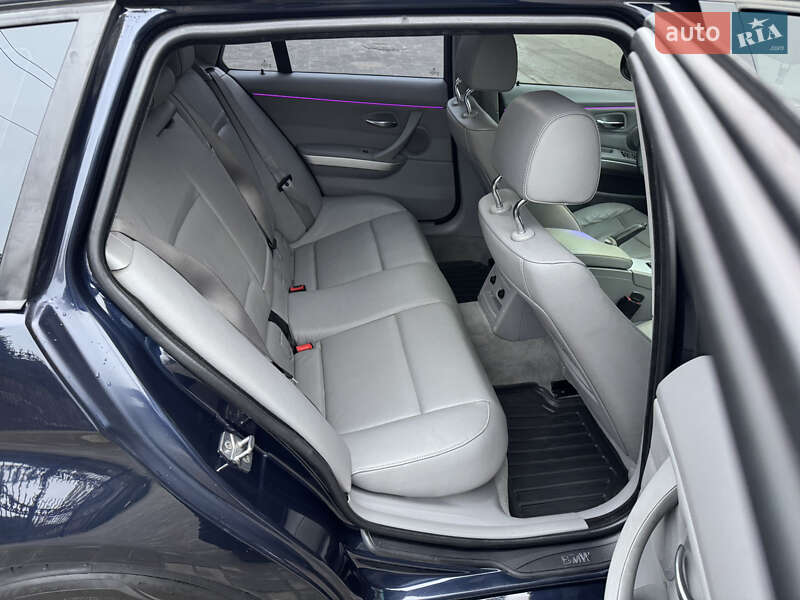 Универсал BMW 3 Series 2010 в Запорожье