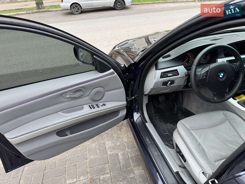 Универсал BMW 3 Series 2010 в Запорожье