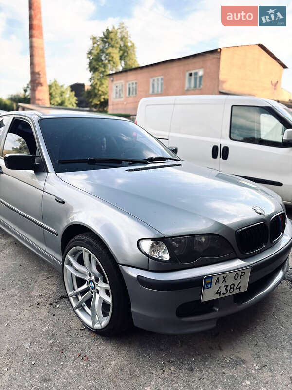 Седан BMW 3 Series 2004 в Харькове