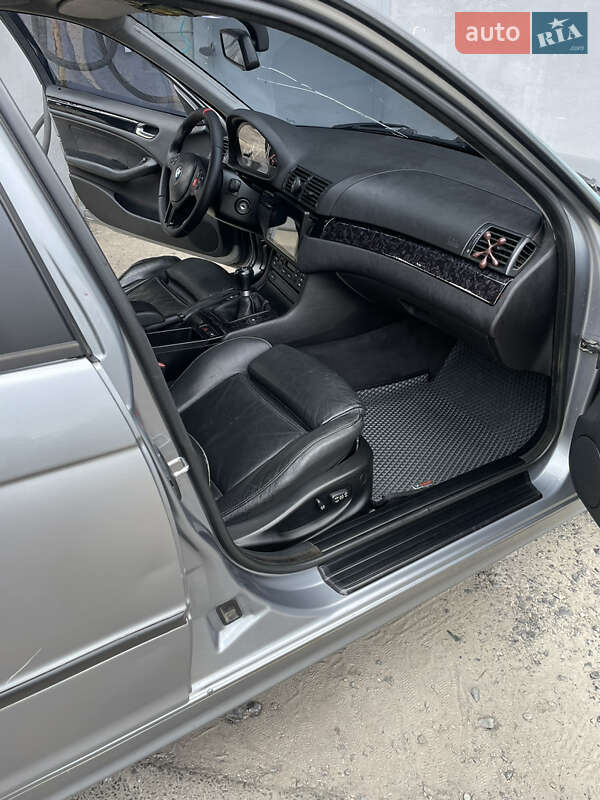 Седан BMW 3 Series 2004 в Харькове