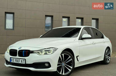 Седан BMW 3 Series 2018 в Кривом Роге
