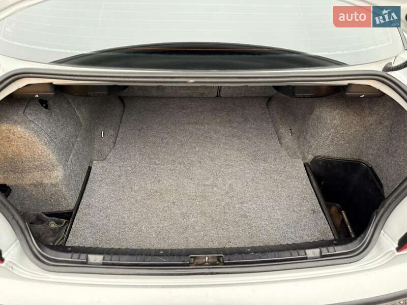 Седан BMW 3 Series 2002 в Хмельницком