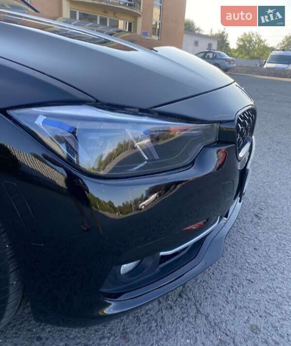 Седан BMW 3 Series 2018 в Кривом Роге