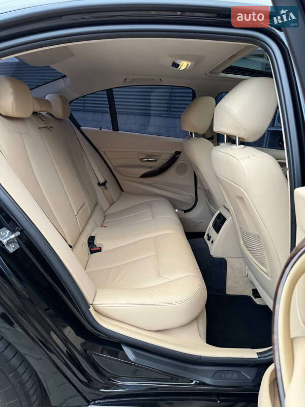 Седан BMW 3 Series 2012 в Черкассах