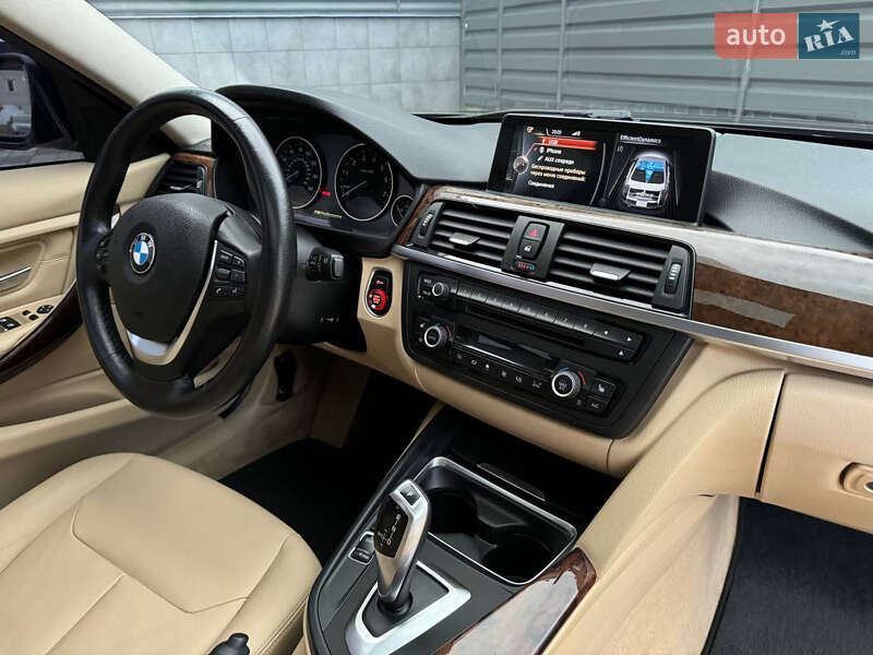 Седан BMW 3 Series 2012 в Черкассах