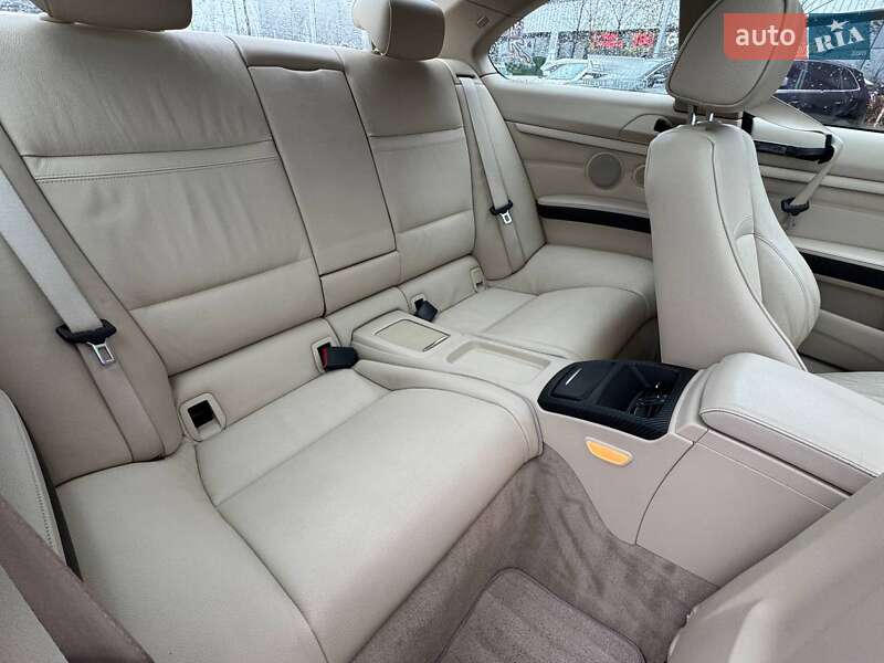 Купе BMW 3 Series 2011 в Киеве