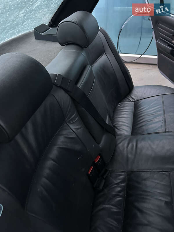 Седан BMW 3 Series 1987 в Киеве