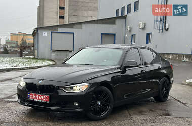 Седан BMW 3 Series 2015 в Луцке