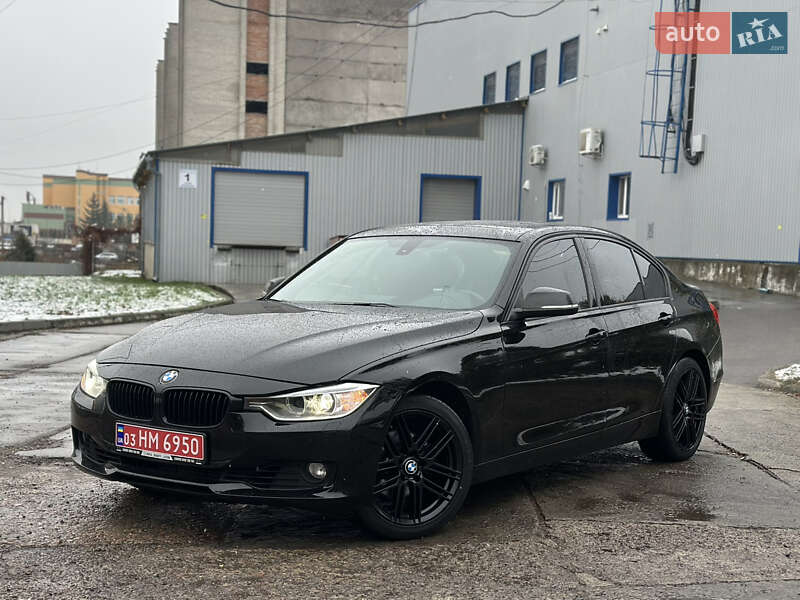 Седан BMW 3 Series 2015 в Луцьку