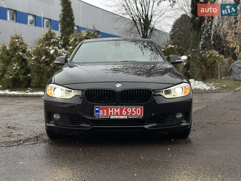 Седан BMW 3 Series 2015 в Луцьку
