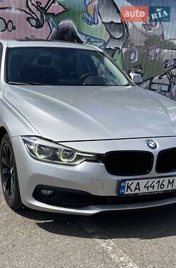 Седан BMW 3 Series 2015 в Киеве