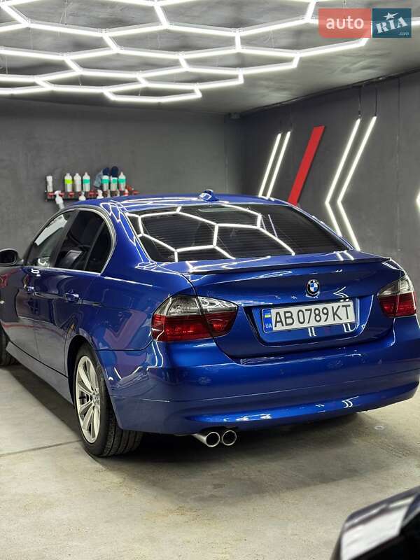 Седан BMW 3 Series 2007 в Виннице