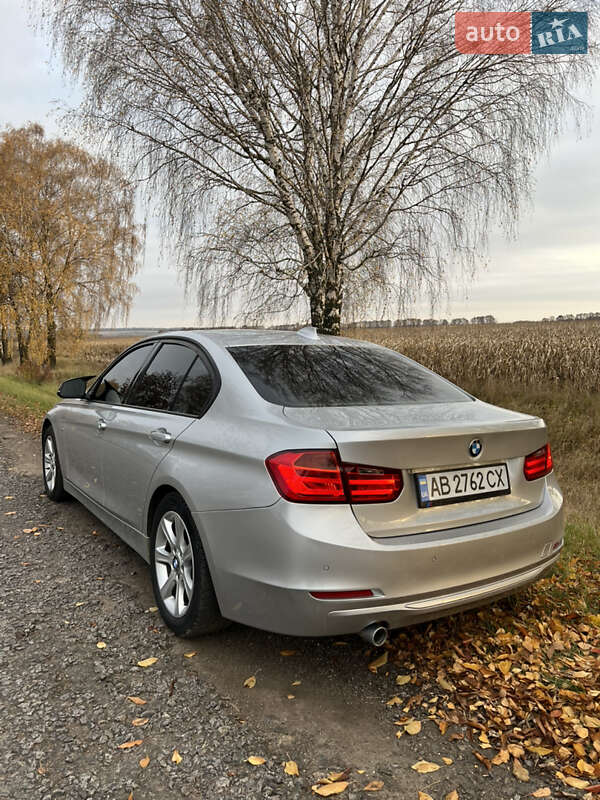 Седан BMW 3 Series 2012 в Киеве