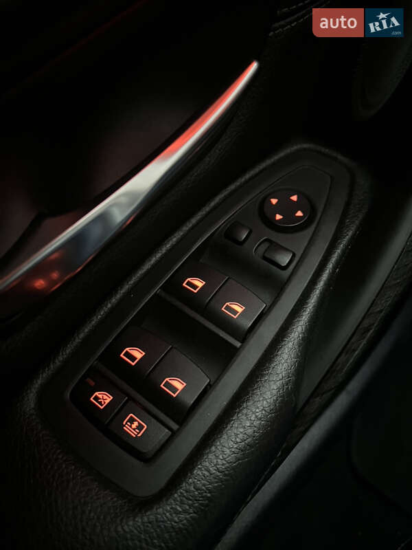 Седан BMW 3 Series 2012 в Киеве