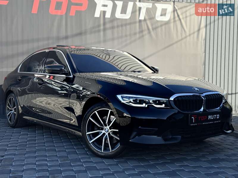 Седан BMW 3 Series 2021 в Львове