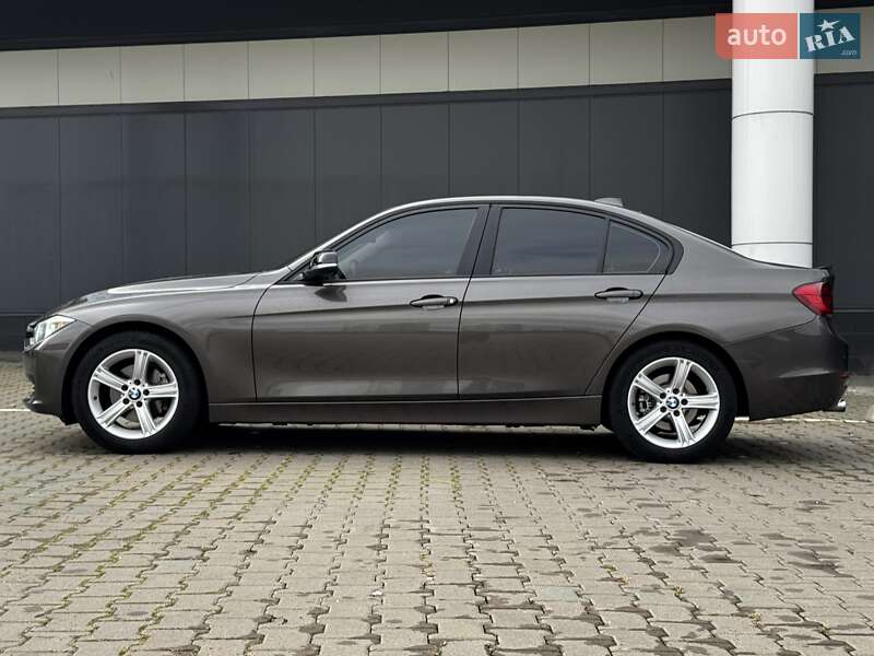 Седан BMW 3 Series 2013 в Киеве