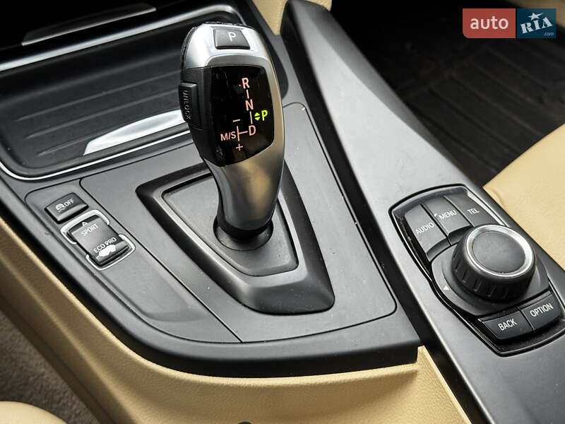 Седан BMW 3 Series 2013 в Киеве