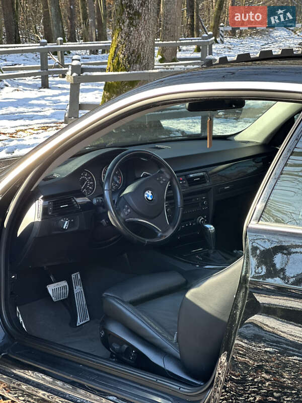 Купе BMW 3 Series 2010 в Львове фото 26 Купе BMW 3 Series 2010 в Львове