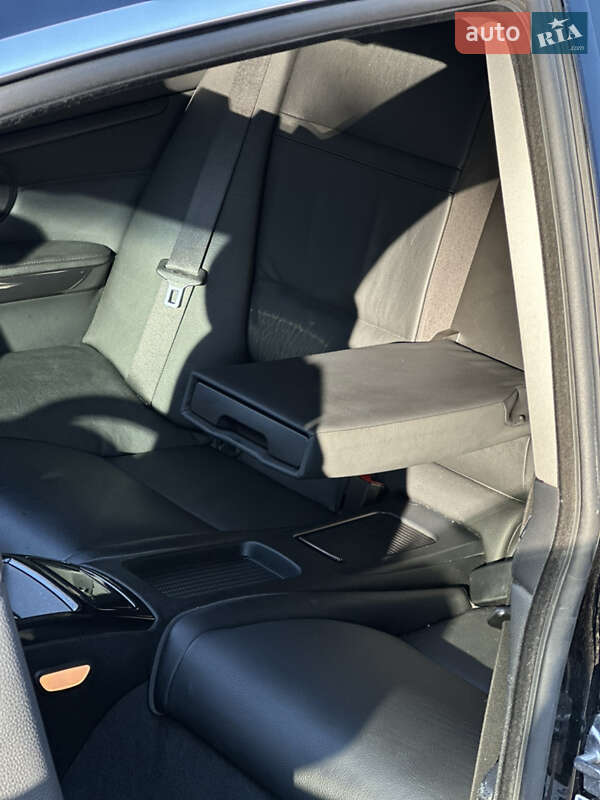 Купе BMW 3 Series 2010 в Львове фото 38 Купе BMW 3 Series 2010 в Львове