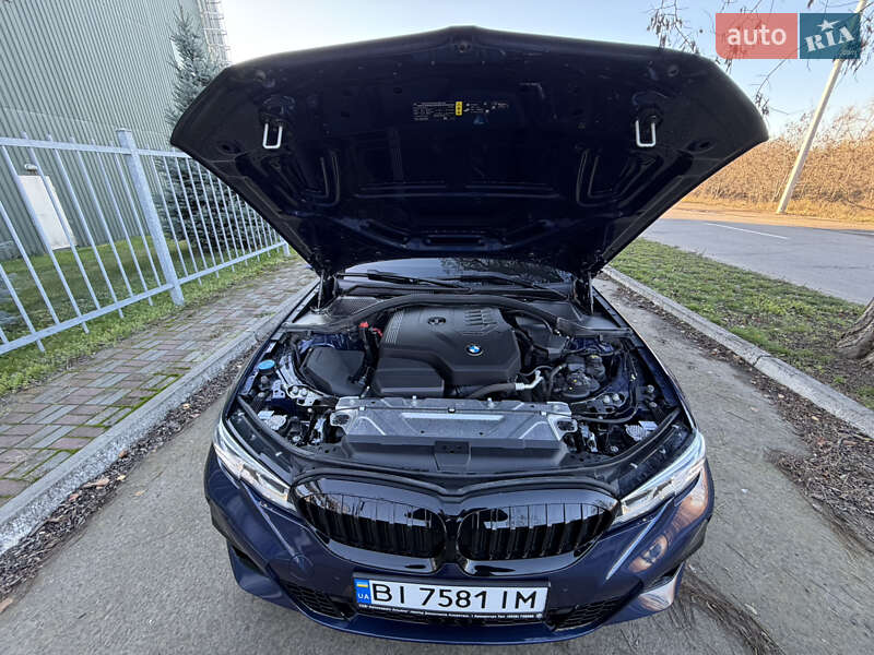 Седан BMW 3 Series 2019 в Кременчуге