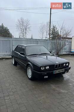Седан BMW 3 Series 1987 в Сарнах
