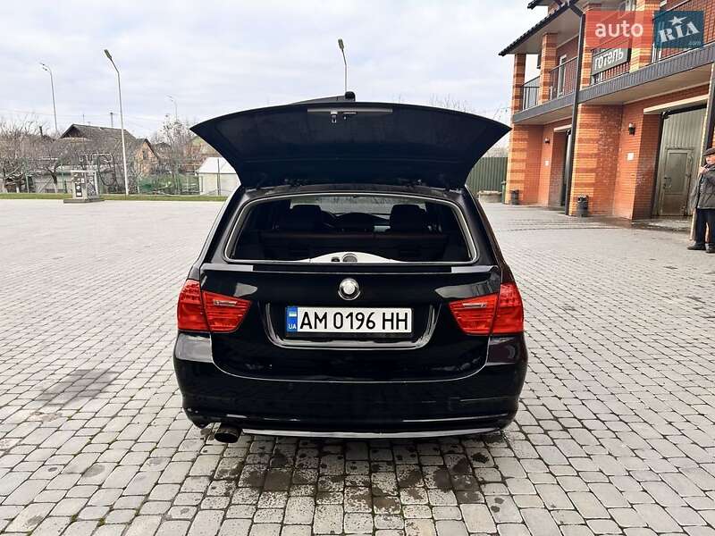 Универсал BMW 3 Series 2009 в Хмельнике фото 6 Универсал BMW 3 Series 2009 в Хмельнике