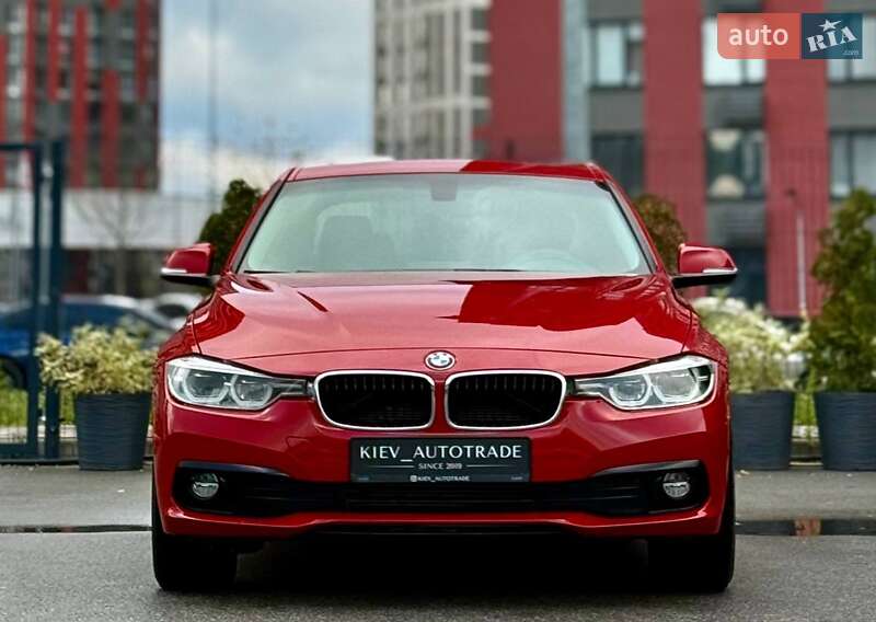 Седан BMW 3 Series 2018 в Киеве фото 4 Седан BMW 3 Series 2018 в Киеве