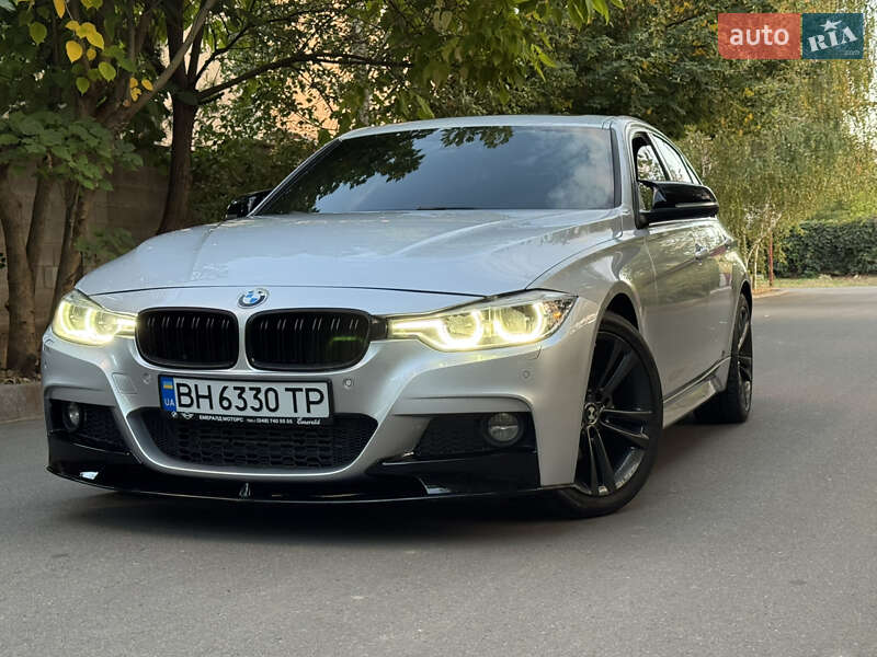 Седан BMW 3 Series 2015 в Одессе