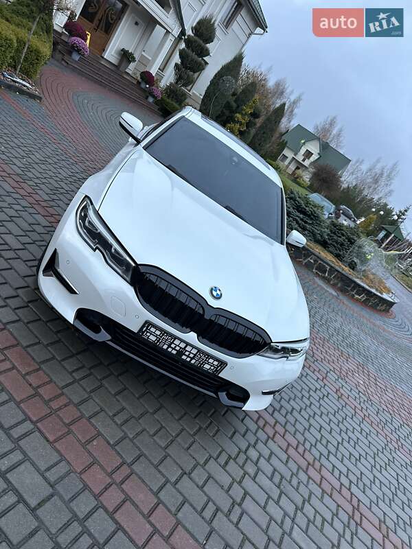 Седан BMW 3 Series 2019 в Луцке